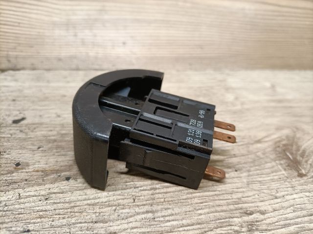 bontott OPEL ASTRA G Vészvillogó Kapcsoló