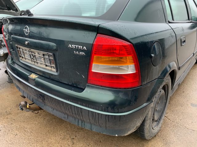 bontott OPEL ASTRA G Vonóhorog
