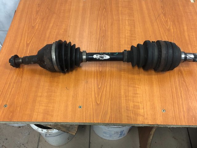 bontott OPEL ASTRA H Bal Féltengely