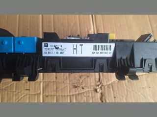 bontott OPEL ASTRA H Biztosítéktábla Motortér