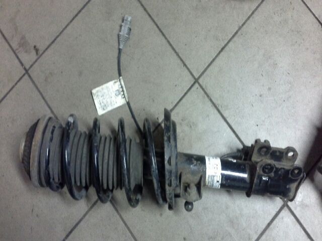 bontott OPEL ASTRA H Jobb első Gólyaláb (Lengécsillapító, Rugó)