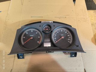 bontott OPEL ASTRA H Kilométeróra