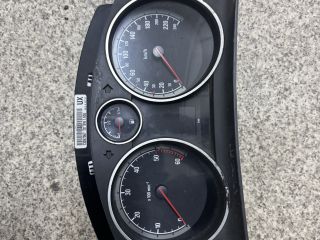 bontott OPEL ASTRA H Kilométeróra