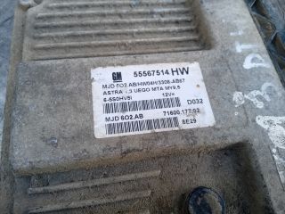 bontott OPEL ASTRA H Motorvezérlő