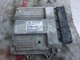 bontott OPEL ASTRA H Motorvezérlő