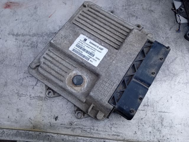 bontott OPEL ASTRA H Motorvezérlő