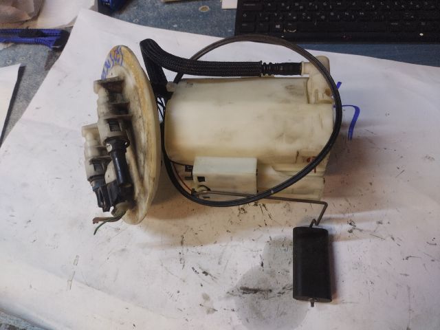 bontott OPEL ASTRA H Üzemanyag Szivattyú