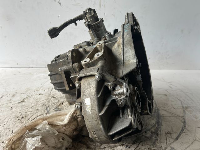 bontott OPEL ASTRA H Váltó (Mechanikus)