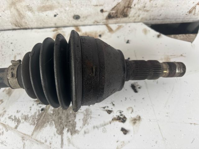 bontott OPEL ASTRA H Bal Féltengely