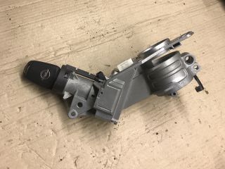 bontott OPEL ASTRA H Biztosítéktábla Motortér