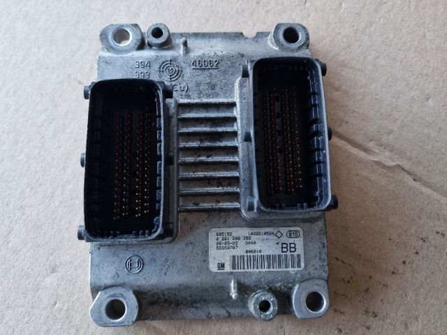 bontott OPEL ASTRA H Biztosítéktábla Motortér