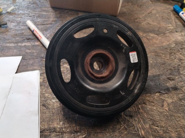 bontott OPEL ASTRA H Főtengely Szíjtárcsa