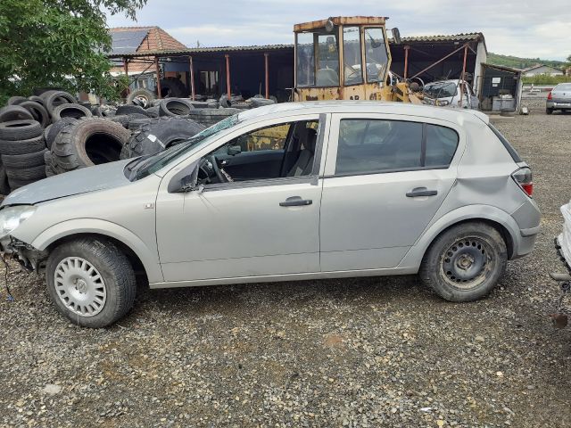 bontott OPEL ASTRA H Generátor