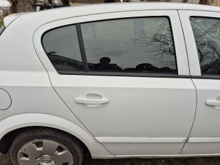 bontott OPEL ASTRA H Jobb első Csonkállvány Kerékaggyal