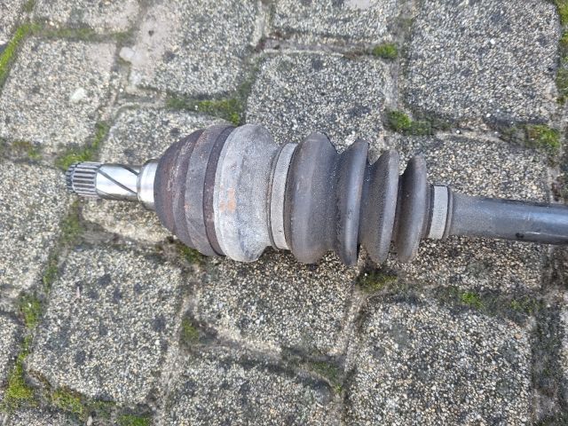 bontott OPEL ASTRA H Jobb Féltengely