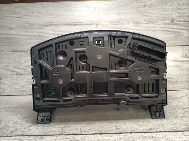 bontott OPEL ASTRA H Kilométeróra