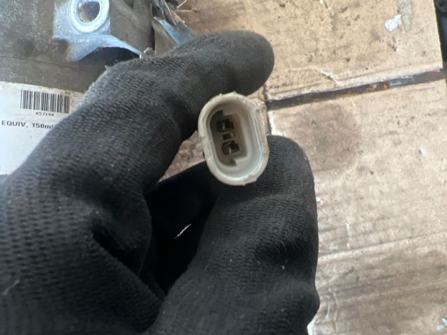 bontott OPEL ASTRA H Klímakompresszor