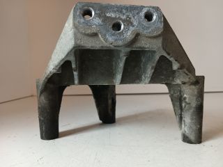 bontott OPEL ASTRA H Motor Tartó Bak Jobb