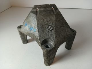 bontott OPEL ASTRA H Motor Tartó Bak Jobb