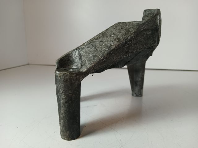 bontott OPEL ASTRA H Motor Tartó Bak Jobb