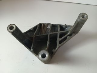 bontott OPEL ASTRA H Motor Tartó Bak Jobb