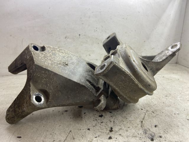 bontott OPEL ASTRA H Motor Tartó Bak (Pozíciófüggetlen)