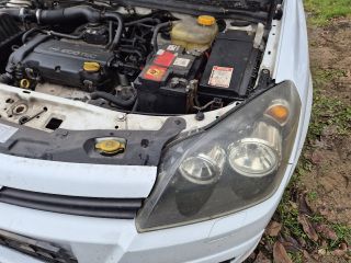 bontott OPEL ASTRA H Motorvezérlő