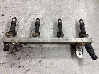 bontott OPEL ASTRA H Porlasztó Sor / Híd