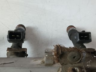 bontott OPEL ASTRA H Porlasztó Sor / Híd