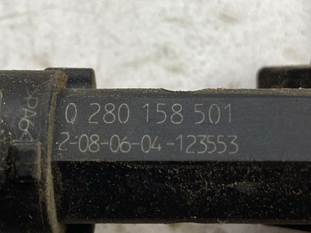 bontott OPEL ASTRA H Porlasztó Sor / Híd