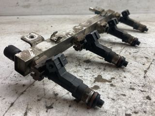 bontott OPEL ASTRA H Porlasztó Sor / Híd