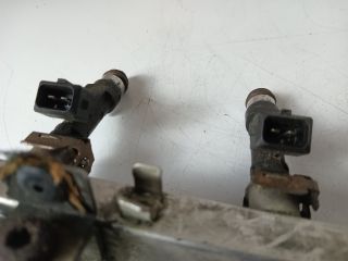 bontott OPEL ASTRA H Porlasztó Sor / Híd