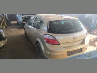 bontott OPEL ASTRA H Tank