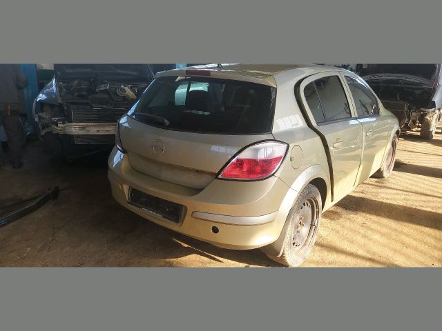 bontott OPEL ASTRA H Tank