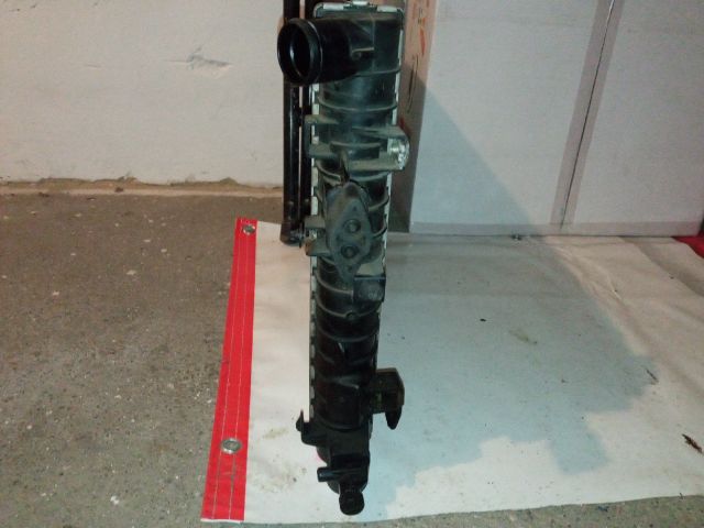 bontott OPEL ASTRA H Vízhűtő Radiátor (Klímás)