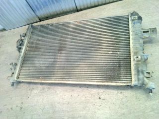 bontott OPEL ASTRA H Vízhűtő Radiátor (Klímás)