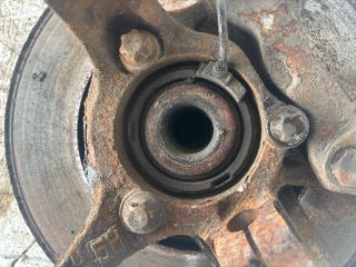 bontott OPEL ASTRA H Bal első Csonkállvány