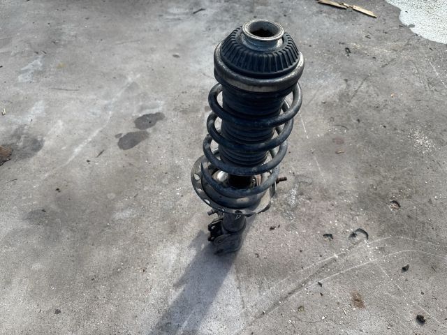 bontott OPEL ASTRA H Bal első Gólyaláb (Lengécsillapító, Rugó)