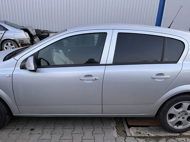 bontott OPEL ASTRA H Bal első Lengőkar