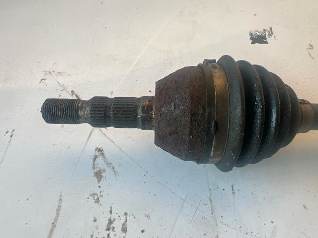 bontott OPEL ASTRA H Bal Féltengely