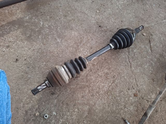 bontott OPEL ASTRA H Bal Féltengely