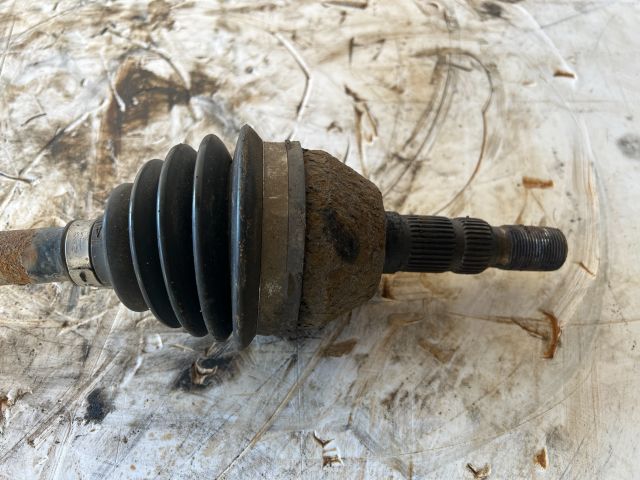 bontott OPEL ASTRA H Bal Féltengely