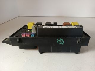 bontott OPEL ASTRA H Biztosítéktábla Motortér