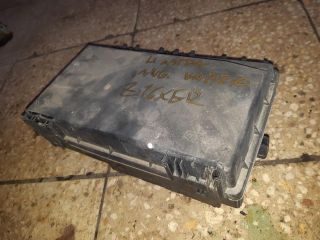 bontott OPEL ASTRA H Biztosítéktábla Motortér