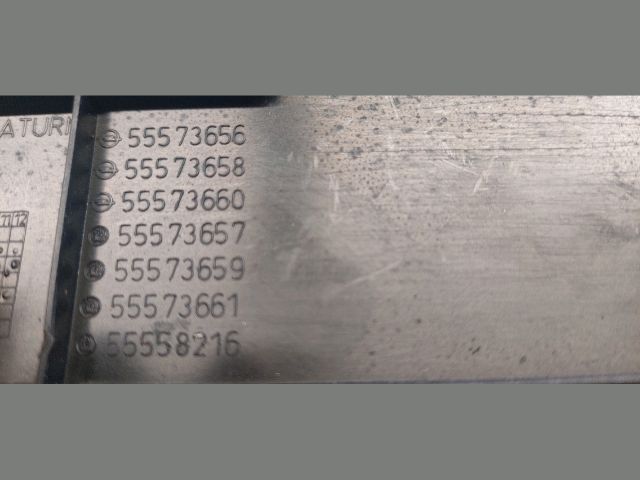 bontott OPEL ASTRA H Felső Motorburkolat