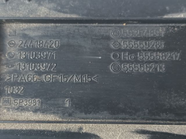 bontott OPEL ASTRA H Felső Motorburkolat