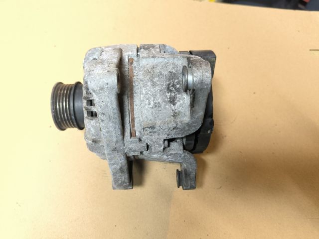 bontott OPEL ASTRA H Generátor