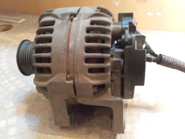 bontott OPEL ASTRA H Generátor