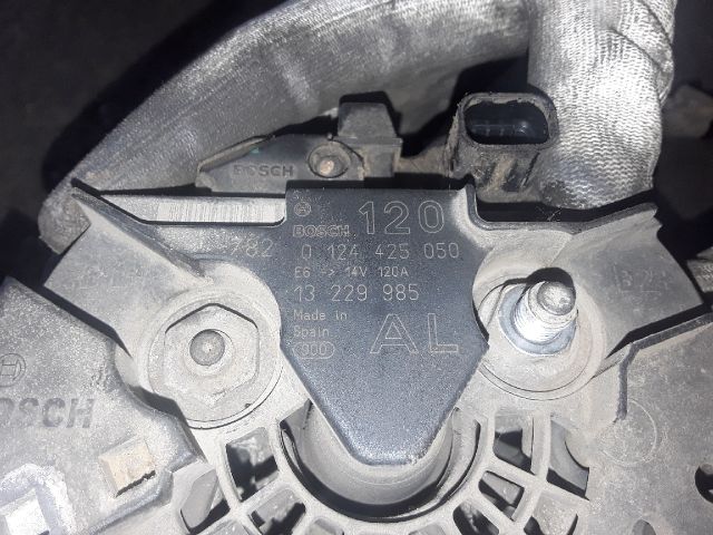 bontott OPEL ASTRA H Generátor