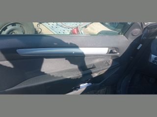 bontott OPEL ASTRA H Generátor